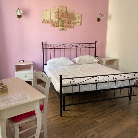 Dani'S House 호텔 칼리아리 외부 사진